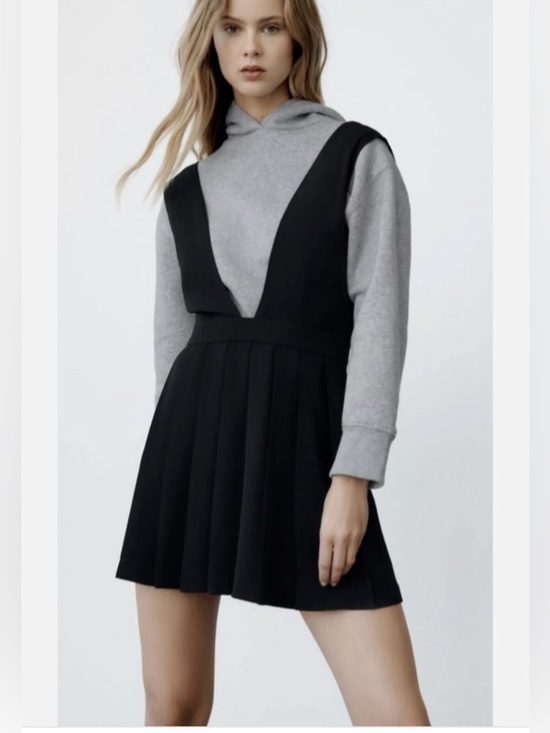 Zara Dresses & Skirts - Zara Black Pleated Skater Dress Deep V Sleeveless Mini XS